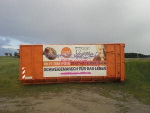 beschmierte_Plakate_03